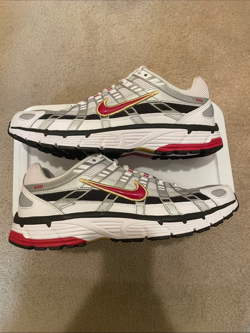 Nike Men’s White Black Red Gold Running Sneakers